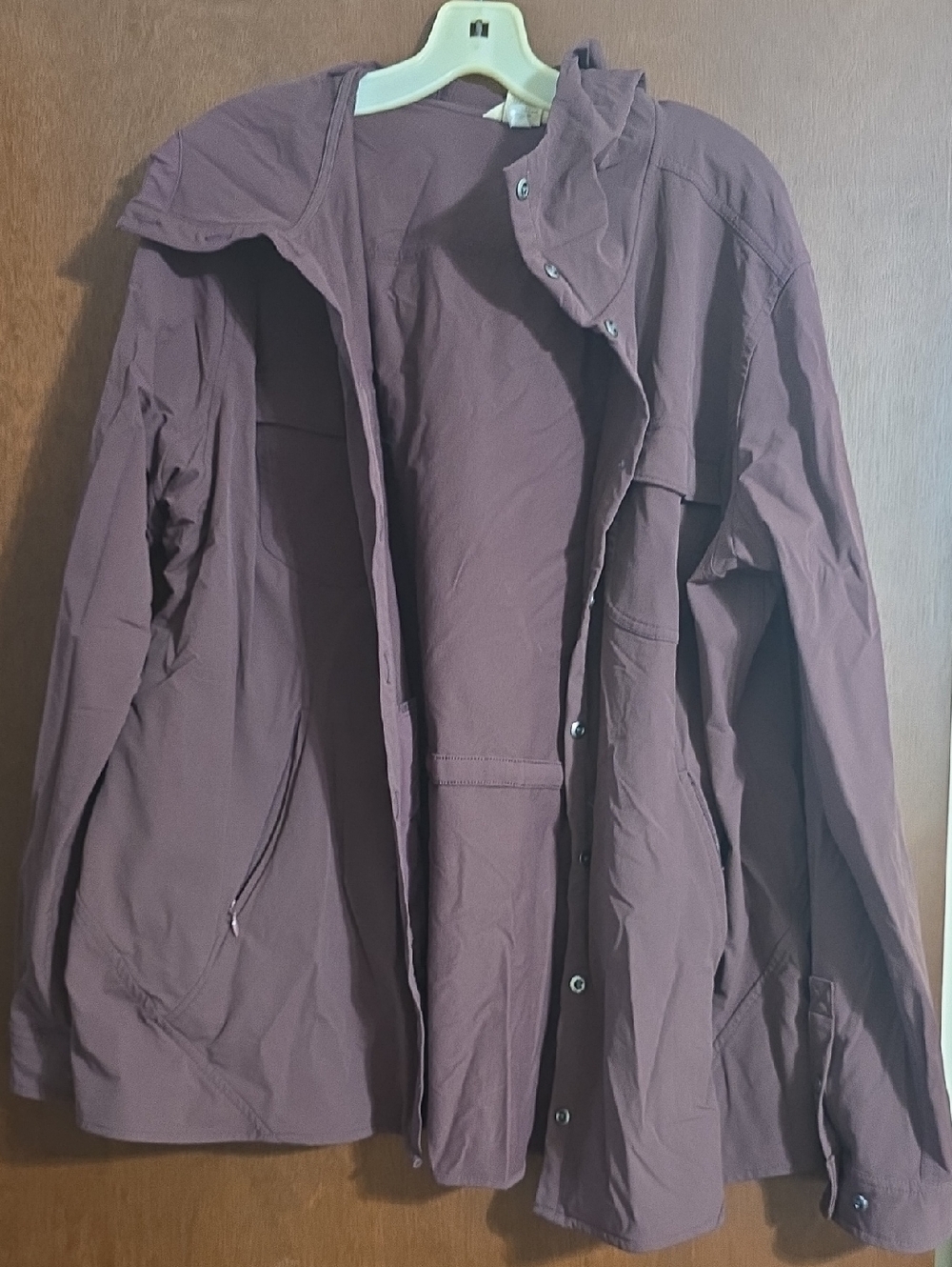 Duluth Trading Co Maroon Women's Lightweight Hooded Jacket